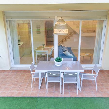 Dúplex con piscina, garaje y jardín, frente a la playa de los Caños de Meca. Los Caños de Meca Exterior foto
